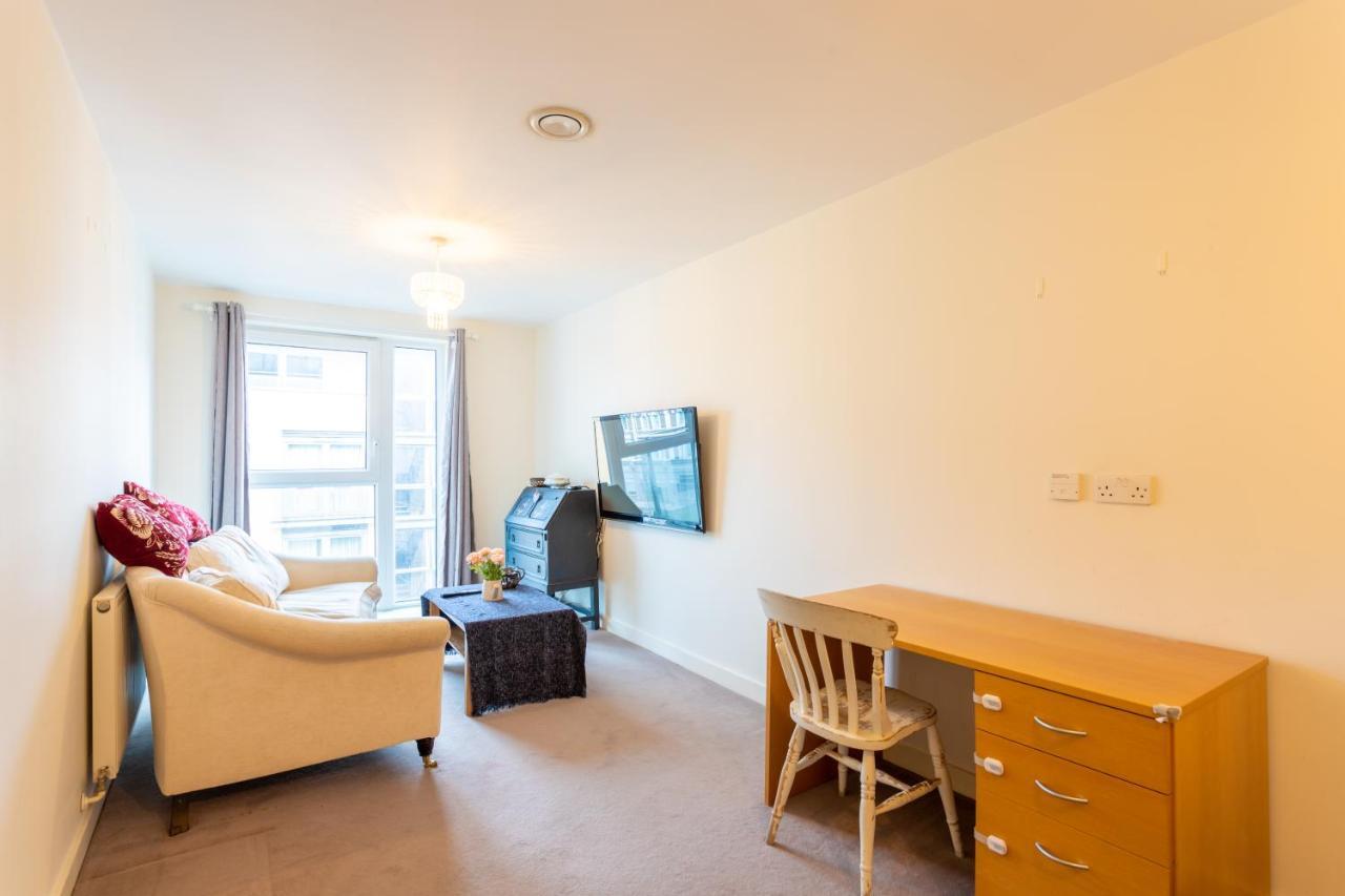 Amazing Modern 2 Bedroom Flat In Greenwich For 4 People ロンドン エクステリア 写真