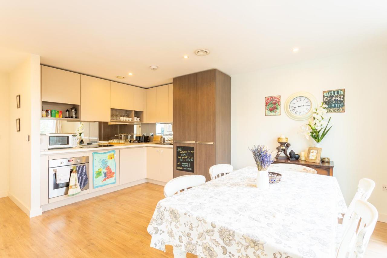 Amazing Modern 2 Bedroom Flat In Greenwich For 4 People ロンドン エクステリア 写真